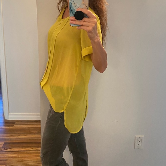 New! W118 by walker baker chartreuse blouse size S - Picture 8 of 8